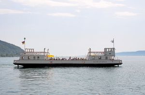 Bild "Service:Historische-Faehre-Konstanz_2011-08-21_547-tn.jpg"